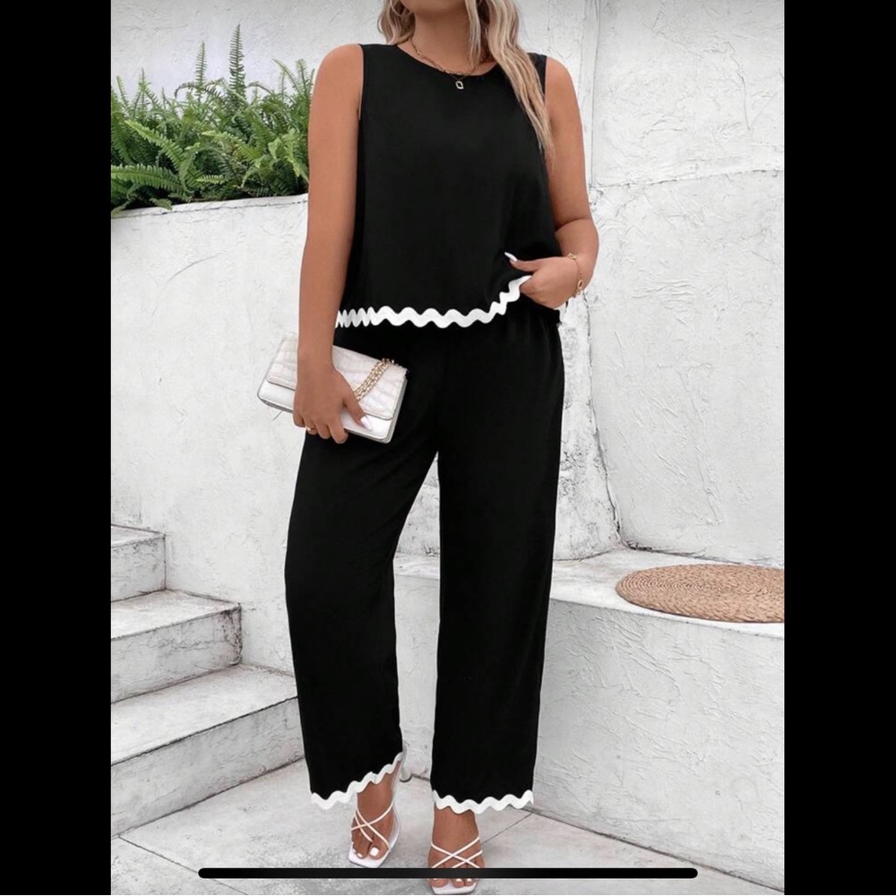 SHEIN Curve 4XL Black White Two Piece Shirt Pants Set